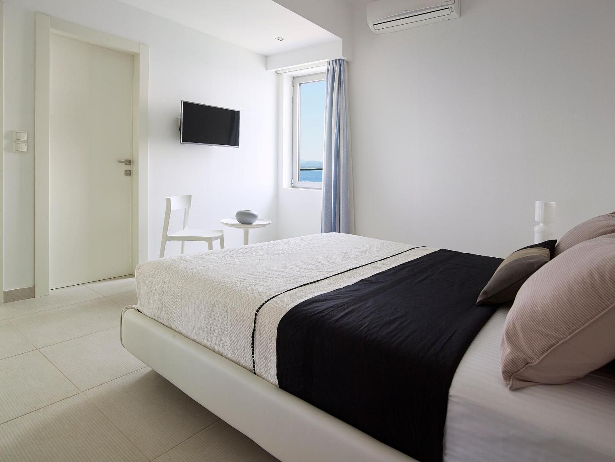 Beachfront Villa In Crete - Epavli Luxury Villa Agia Pelagia  Luaran gambar